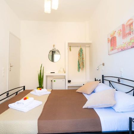 Join Us Low Cost Rooms Kamari  Bagian luar foto