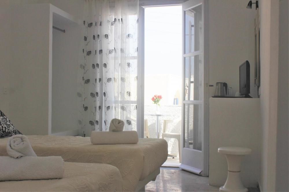 Join Us Low Cost Rooms Kamari  Bagian luar foto