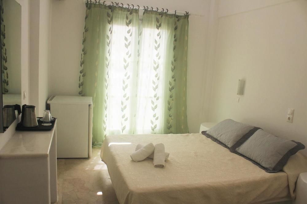 Join Us Low Cost Rooms Kamari  Bagian luar foto
