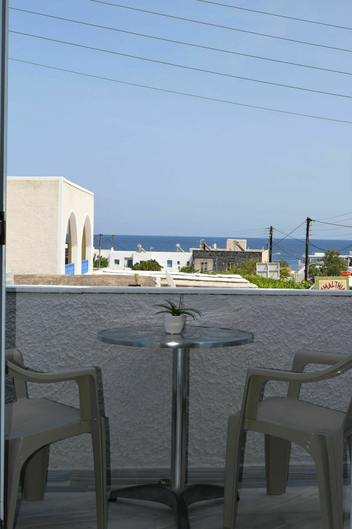 Join Us Low Cost Rooms Kamari  Bagian luar foto